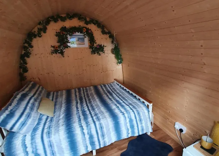 Gower Pods