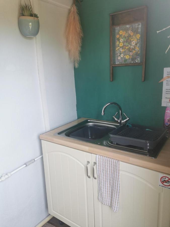 Camping Gower Pods *